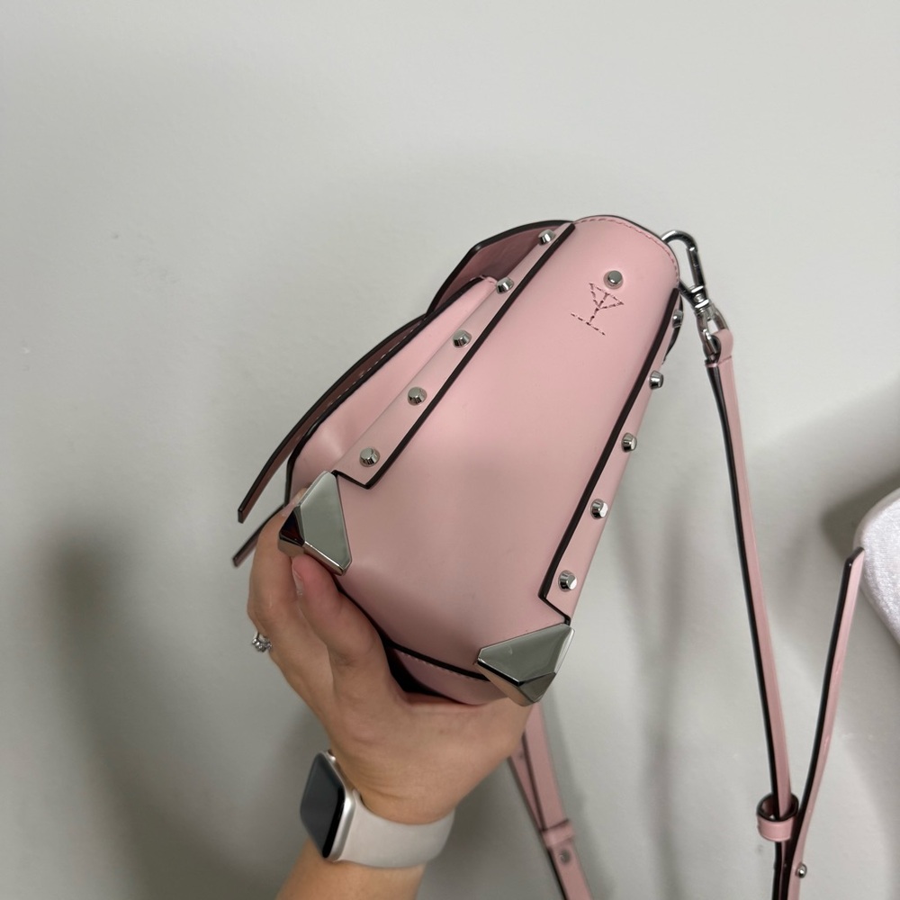 Michael Kors Pink Leather Manhattan Purse - Picture 13 of 15